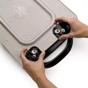 Presto 22-inch Electric Griddle with removable handles P22Q 10 Presto 22 inch Electric Griddle with removable handles P22Q 4