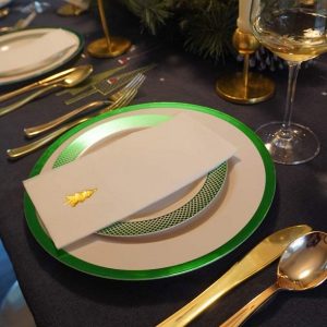 By Madee New Premium Christmas Plastic Dinnerware 175 Piece Set 4