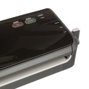 FoodSaver FM2000 Vacuum Sealer Starter System with Bags F7T 3
