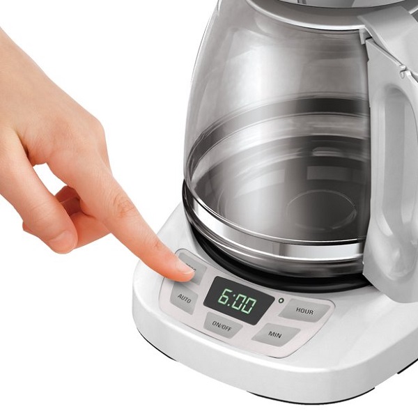 BLACK+DECKER 12-Cup* QuickTouch Programmable B30D 4 BLACK+DECKER 12-Cup* QuickTouch Programmable B30D - Image 2