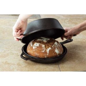 Lodge Pre seasoned 3.2 Quart Cast Iron Combo Cooker 2 Piece L13Z 5